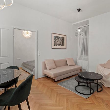 Boutique Suite Near Museum District 维也纳 外观 照片