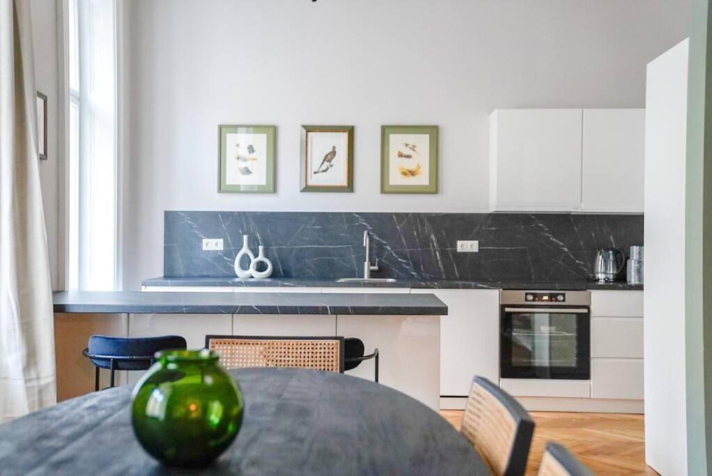 Boutique Suite Near Museum District 维也纳 外观 照片
